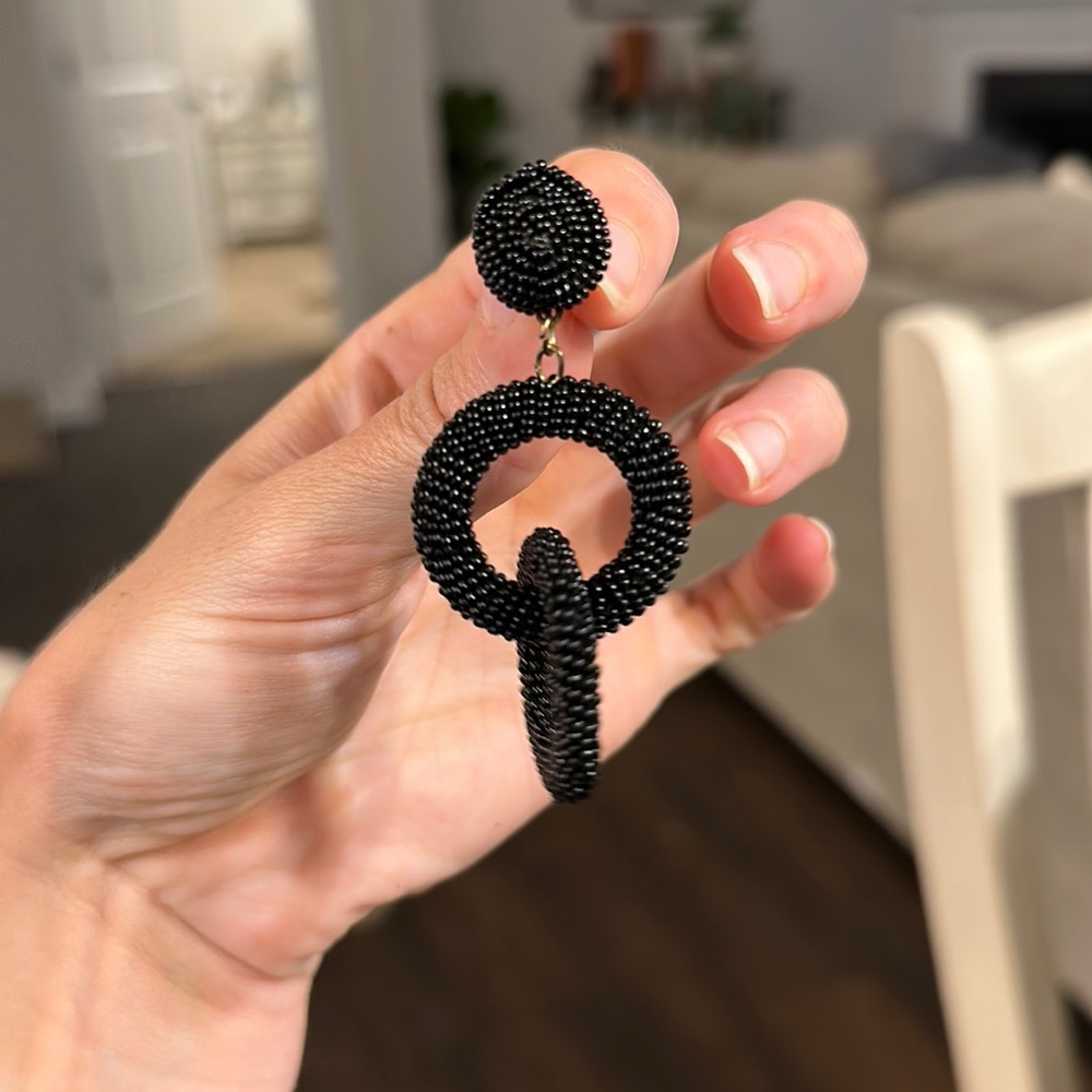 Full beaded black earrings